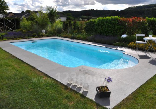 GFK-Pool ROMA mit Rollschutz-Abdeckung 760 x 350 x 155 cm